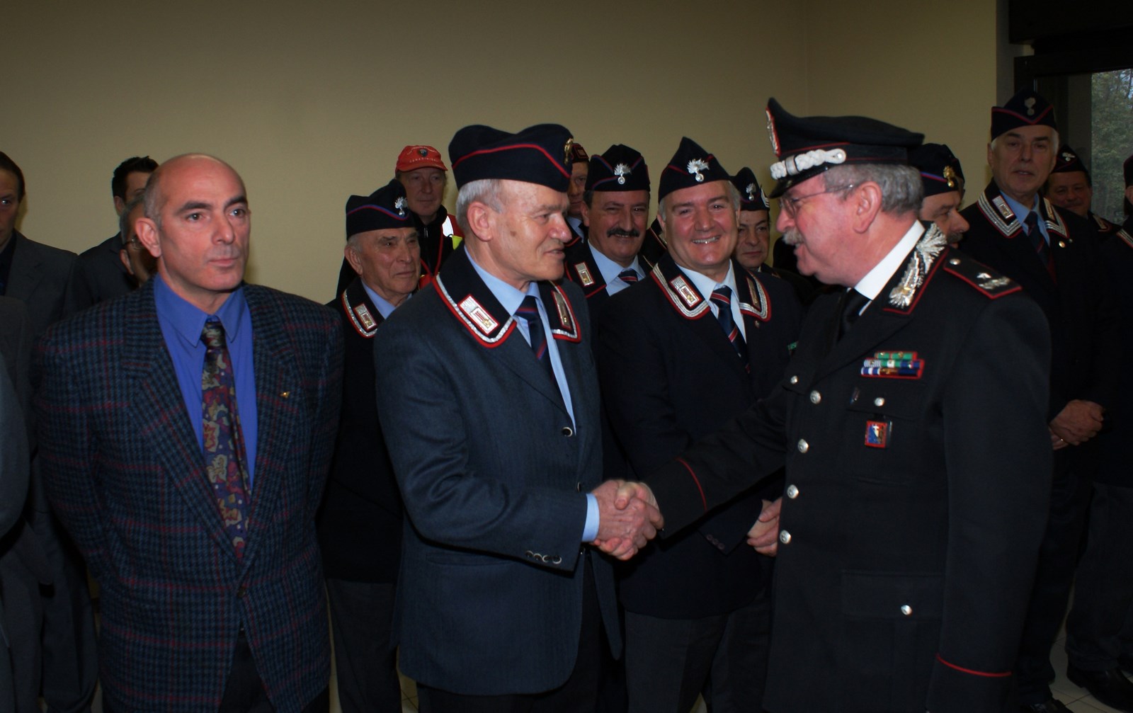 Ass.Naz.Carabinieri Domodossola - Visita del Generale Pasquale La Vacca ...